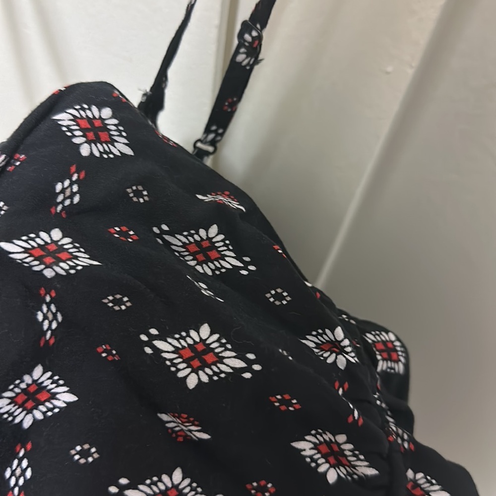 Patterned Romper - Picture 5 of 7